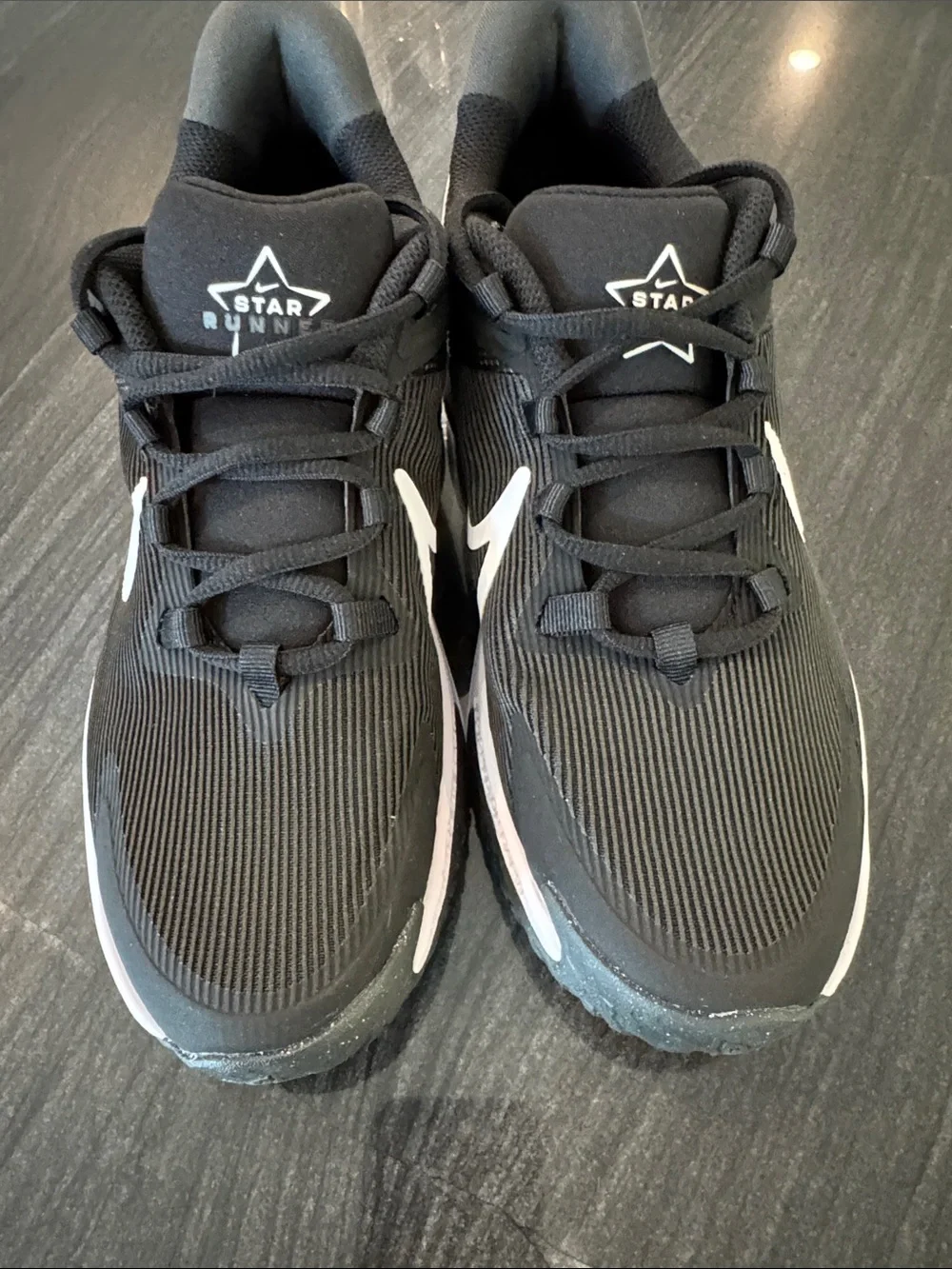 Nike Star Runner Shoes